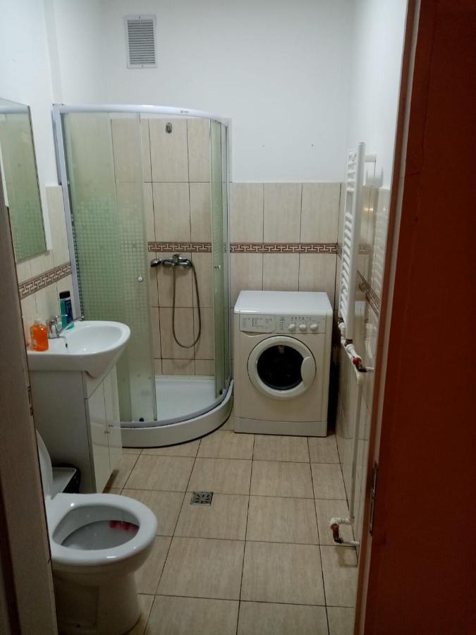 Luxus Apartaments Europe In Piata Universitate Bucharest Exterior photo